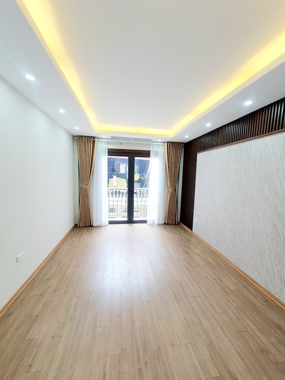 Bán nhà mặt ngõ Nguyễn An Ninh, nhà mới xây dựng, 55m2 5 tầng, thang máy, 7,8 tỷ