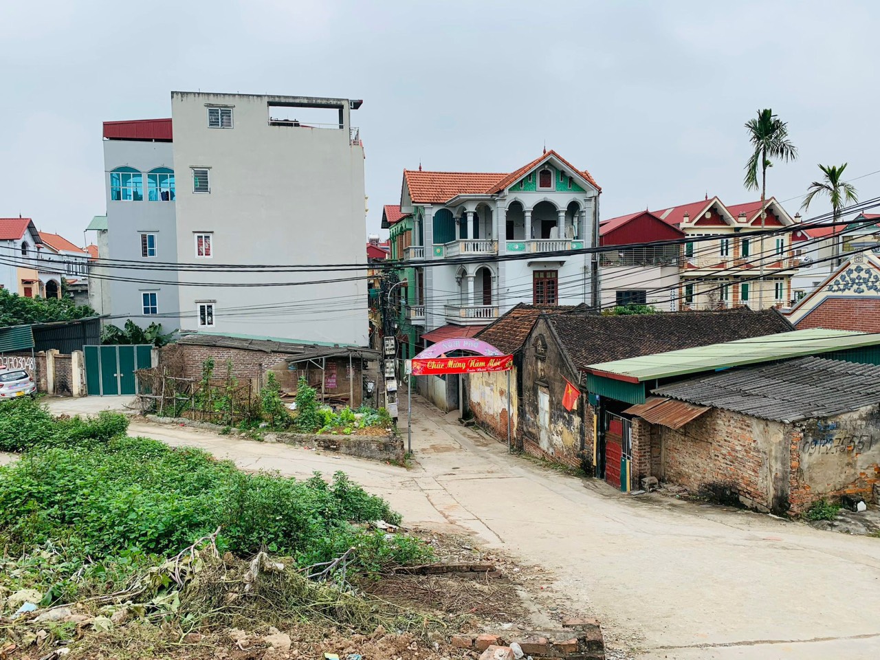 CHÍNH CHỦ CẦN BÁN NHÀ CẤP 4 GẦN CẦU NHẬT TÂN - HUYỆN ĐÔNG ANH - HÀ NỘI