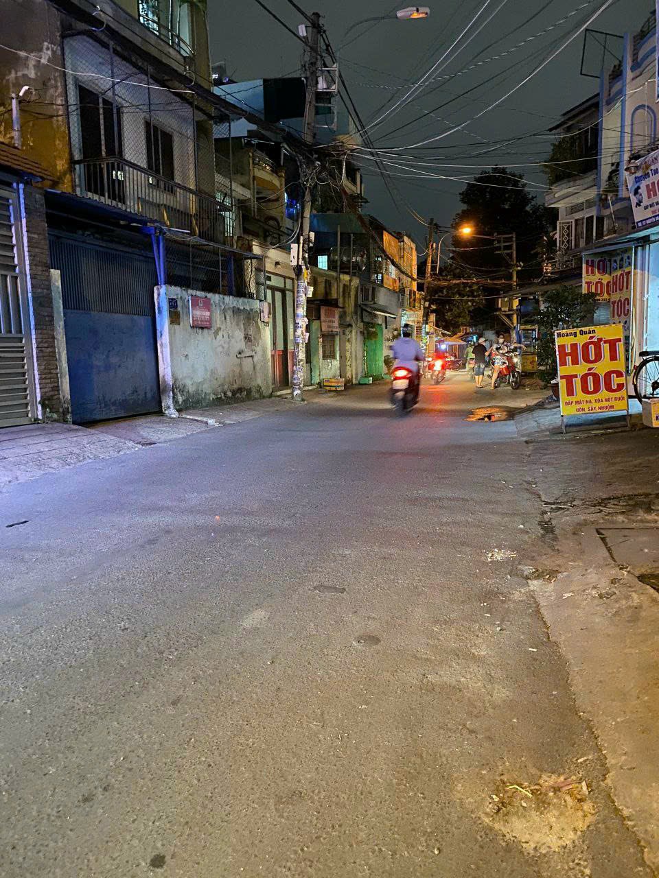 MẶT TIỀN NGUYỄN DU-P7 GÒ VẤP, 3.9x10M- 4 TẦNG- CHỈ 4.1 TỶ