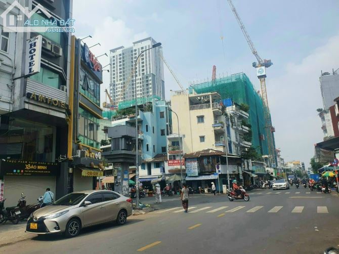 Bán nhà MT Trần Quang Khải, Q1 - 5x23m Hầm 9 Tầng - khai thác 150tr/tháng giá 65 tỷ TL