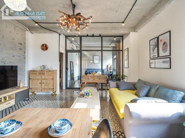 Bán gấp nhà góc 2 MT Huỳnh Khương Ninh Với Phan Ngữ , P. 25, Q.1, DT 6 x 20. 5 Tầng.