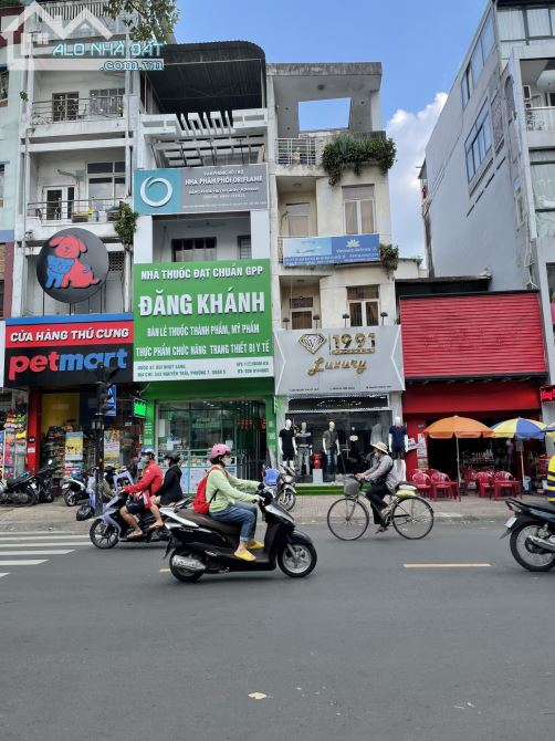 Chính chủ cần bán rất gấp nhà siêu vị trí 2 mặt tiền Võ Văn Tần - CMT8 9x22m chỉ 62ty