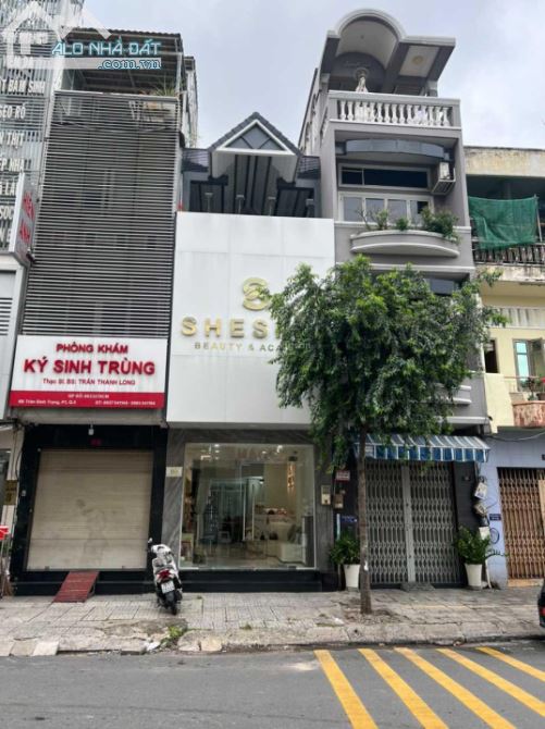 Siêu phẩm rẻ nhất tuyến đường Nguyễn Trãi Diện tích 4,2 x 20m Kết cấu : 4 tầng HĐT 100tr