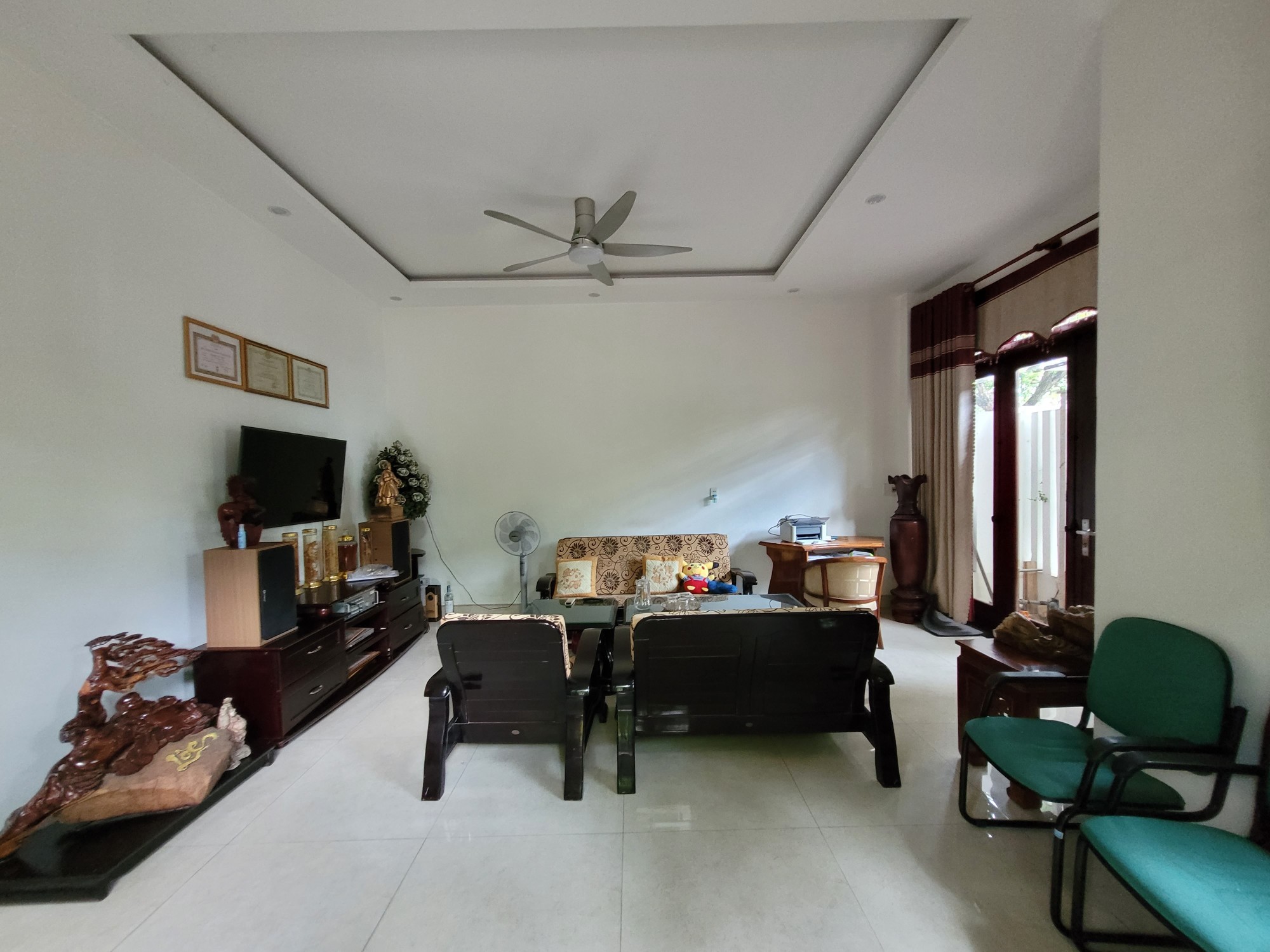 Bán nhà Mặt tiền đường Cầm Bá Thước, Quận Hải Châu, Nhà 4 tầng, DT 118 m2, Gần chợ Nguyễn Tri Phương. Đường 10,5 m. Chỉ