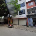 90m2