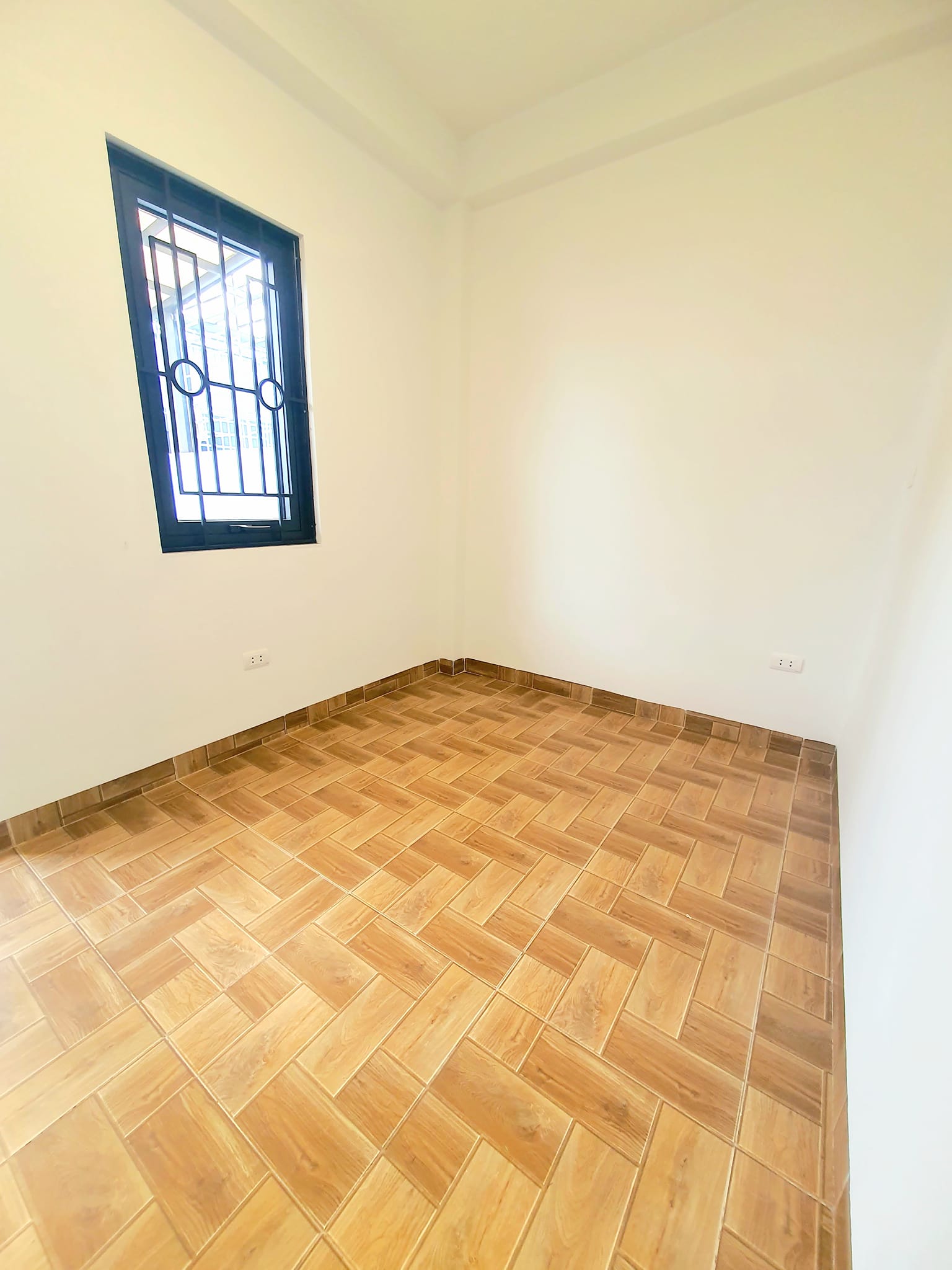 Bán nhà 85m2 Ngõ 32 An Dương, Tây Hồ Ô thông Kinh doanh đa dạng 10.9 Tỷ