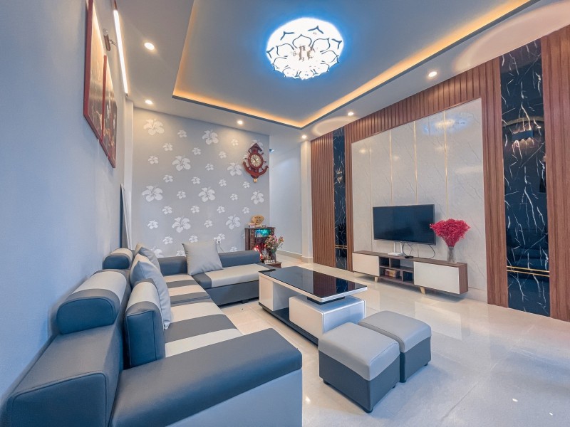 BÁN NHÀ 2 TẦNG MỚI ĐẸP, FULL NỘI THẤT - CHỈ NHỈNH 3 TỶ.