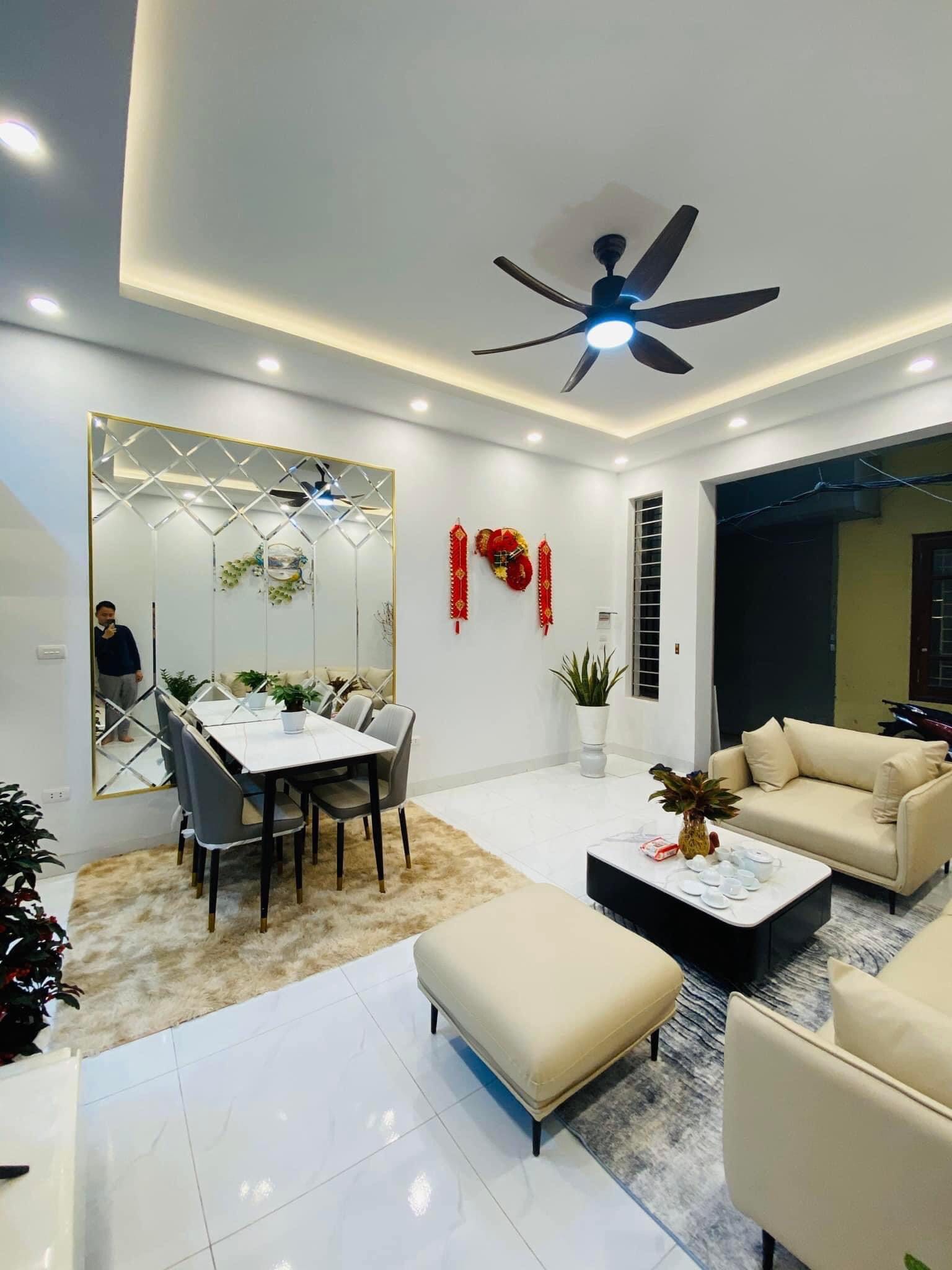 CẦN BÁN GẤP NHÀ PHỐ NHÂN HÒA,THANH XUÂN, 43M2, 4T, FULL NỘI THẤT, GẦN Ô TÔ, NHỈNH 5 TỶ