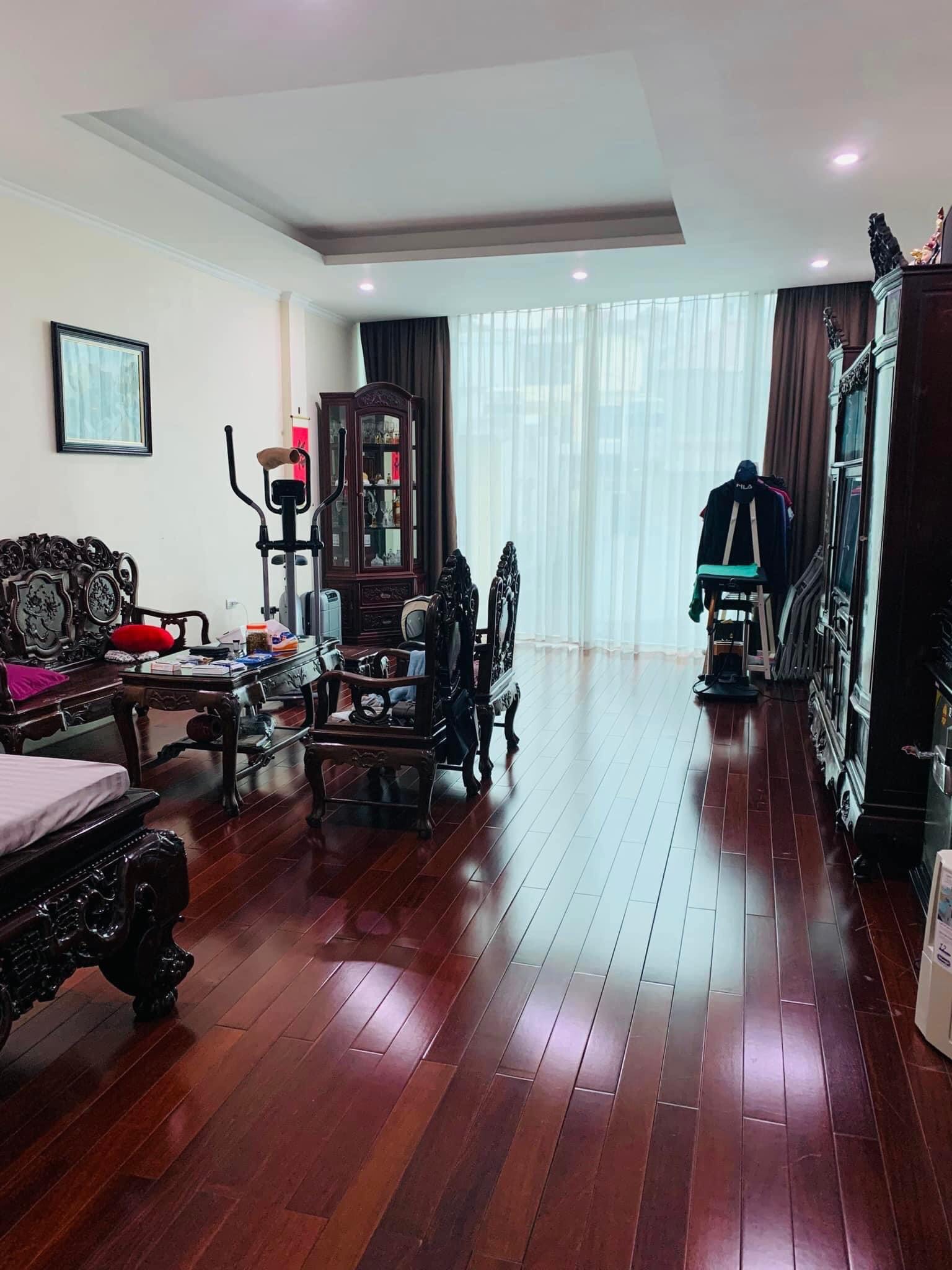 Bán nhà Ba Đình giáp Đống Đa, 47m2, 4 tầng, Mt 4,4m, Gần phố, Giá 4,4 tỷ.