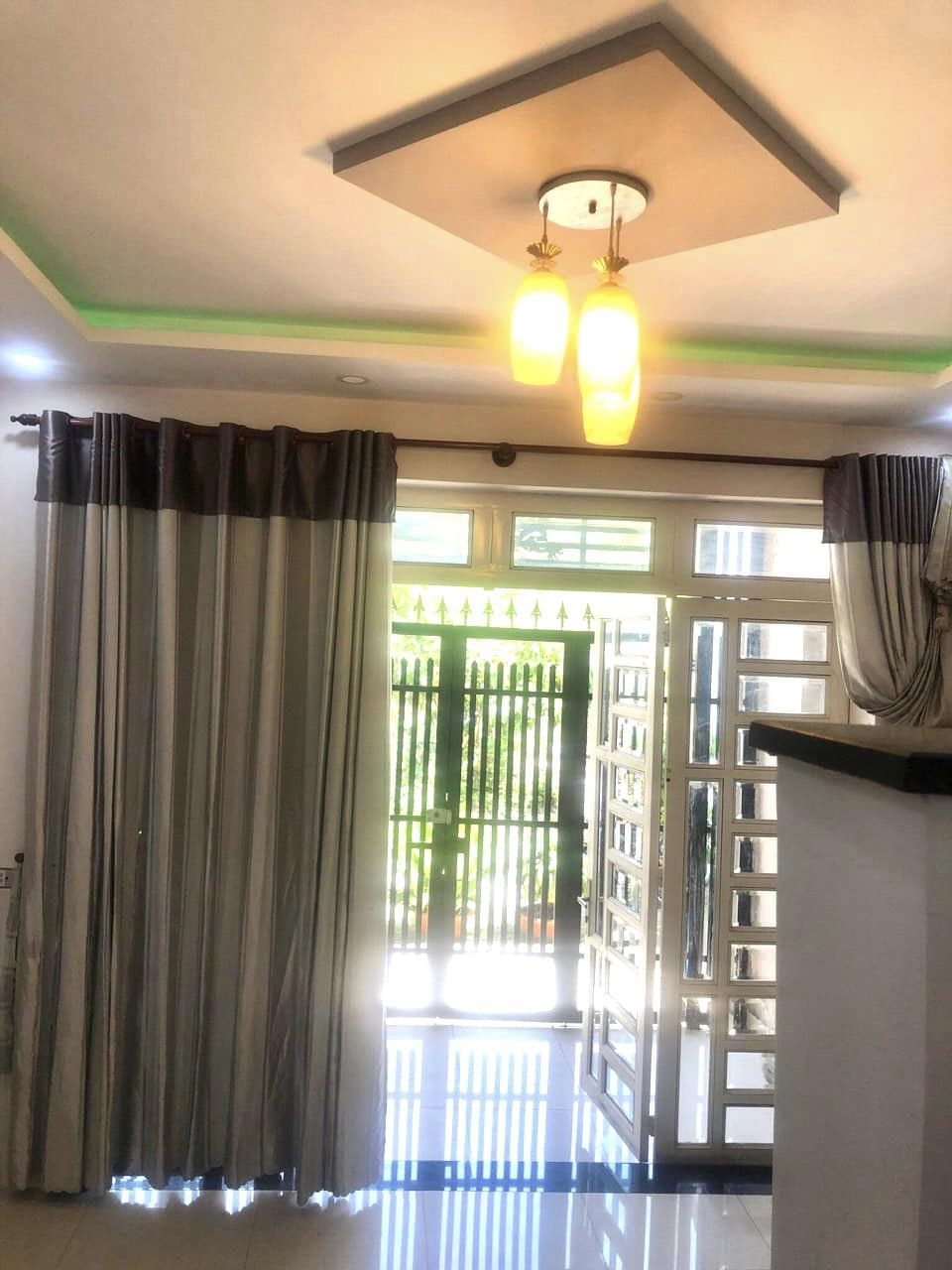 Bán Nhà Đẹp Nhỉnh 4 Tỷ - Hẻm Xe Hơi - 3lầu 3 Ngủ Phạm Văn Chiêu, Phường 14, Gò Vấp