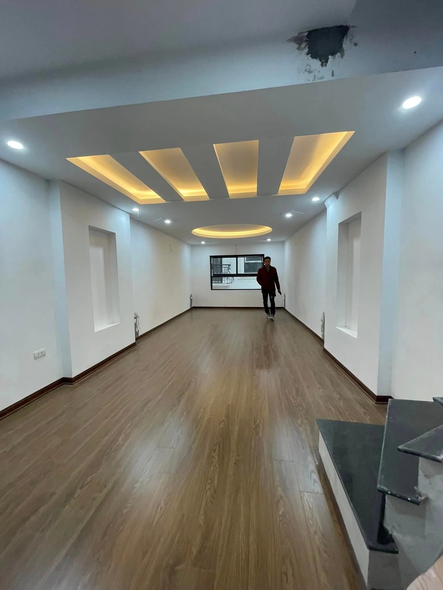 BÁN NHÀ TÔN THẤT TÙNG - ĐỐNG ĐA 55m2 – DÒNG TIỀN – 3 THOÁNG – 6m Mt. Ở LUÔN. GIÁ 7.5 TỶ.