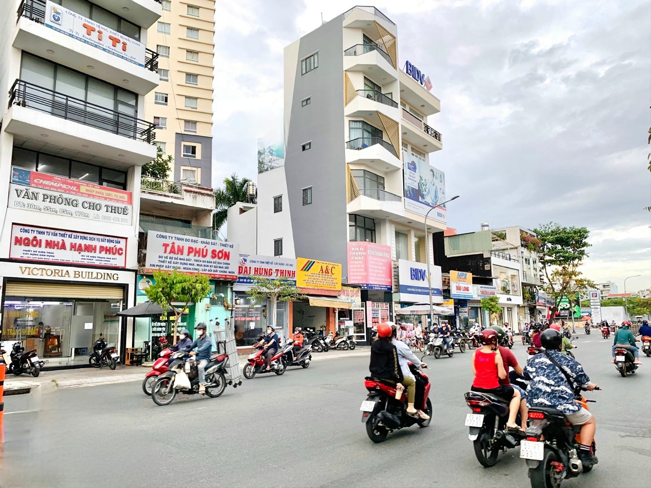 MTKD 20m ĐƯỜNG GÒ DẦU, TÂN PHÚ, 8X37.5, 300M2. CẤP 4. GIÁ 45 TỶ TL