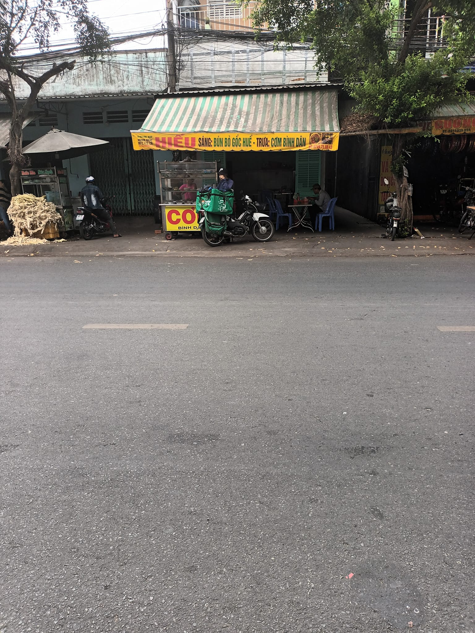 CẦN SANG NHƯỢNG LẠI QUÁN ĂN TẠI ĐỊA CHỈ 13/21, ĐƯỜNG 21, KCN SÓNG THẦN, DĨ AN, BÌNH DƯƠNG