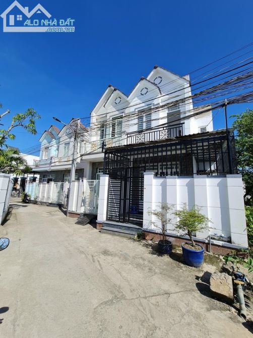 nhà 850TRIỆU đường HUỶNH HỮU TRÍ,BÌNH CHÁNH,dọn vào ở ngay