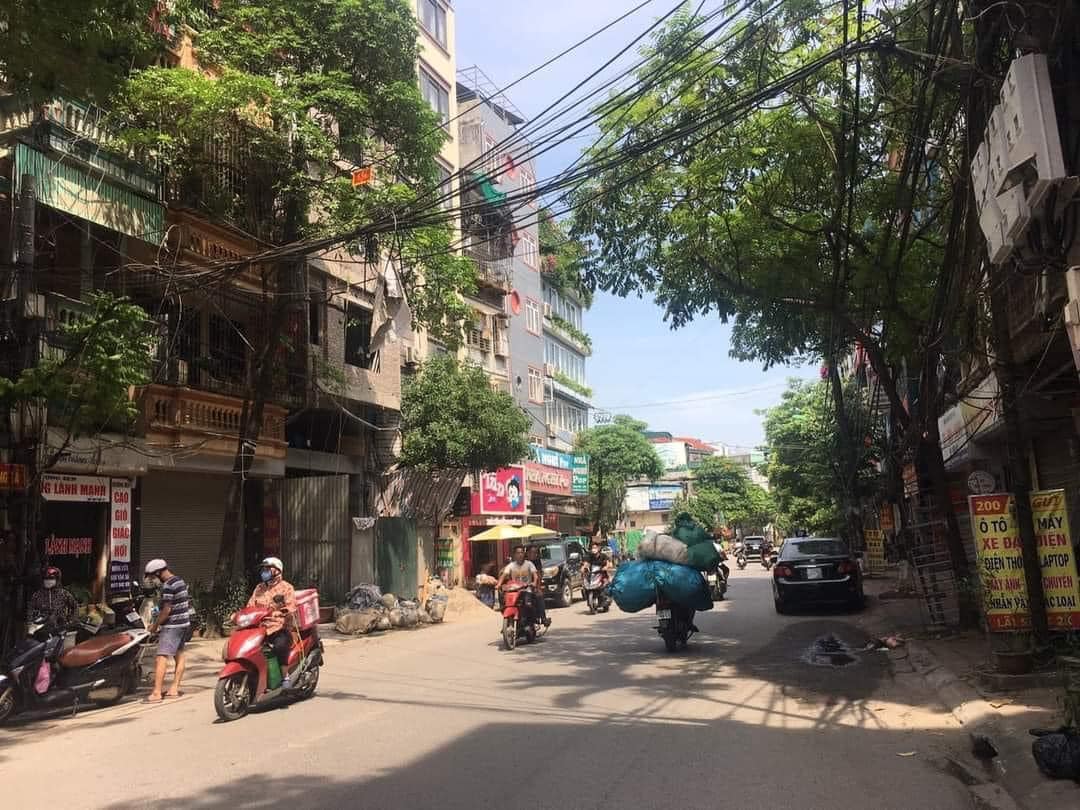 ĐƯỜNG CHIẾN THẮNG, Q. THANH TRÌ, MẶT PHỐ, KINH DOANH SẦM UẤT 46M2 CHỈ 7.8 TỶ