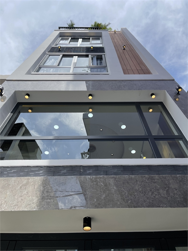 BÁN NHÀ KHU VIP HXH HOÀNG HOA THÁM - 5 TẦNG- MỚI SANG CHẢNH - CHỈ 6 TỶ XÍU