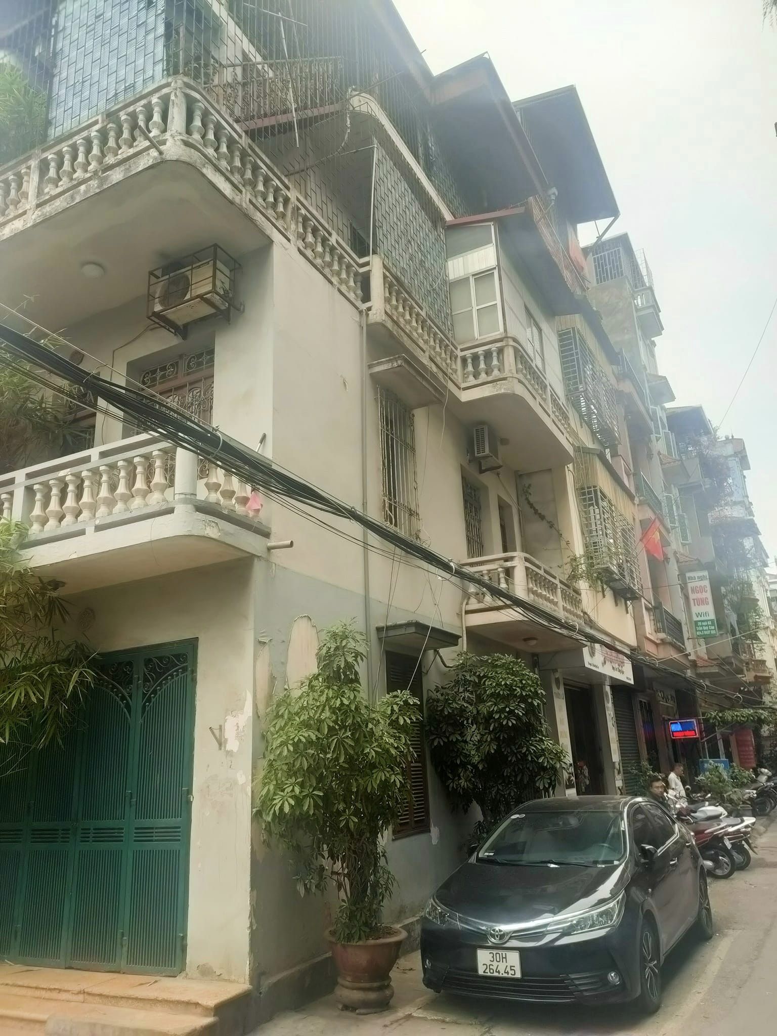 Bán nhà Đống Đa HAI MẶT TIỀN Ô TÔ TRÁNH - KINH DOANH LÔ GÓC GIÁ ĐẦU TƯ .