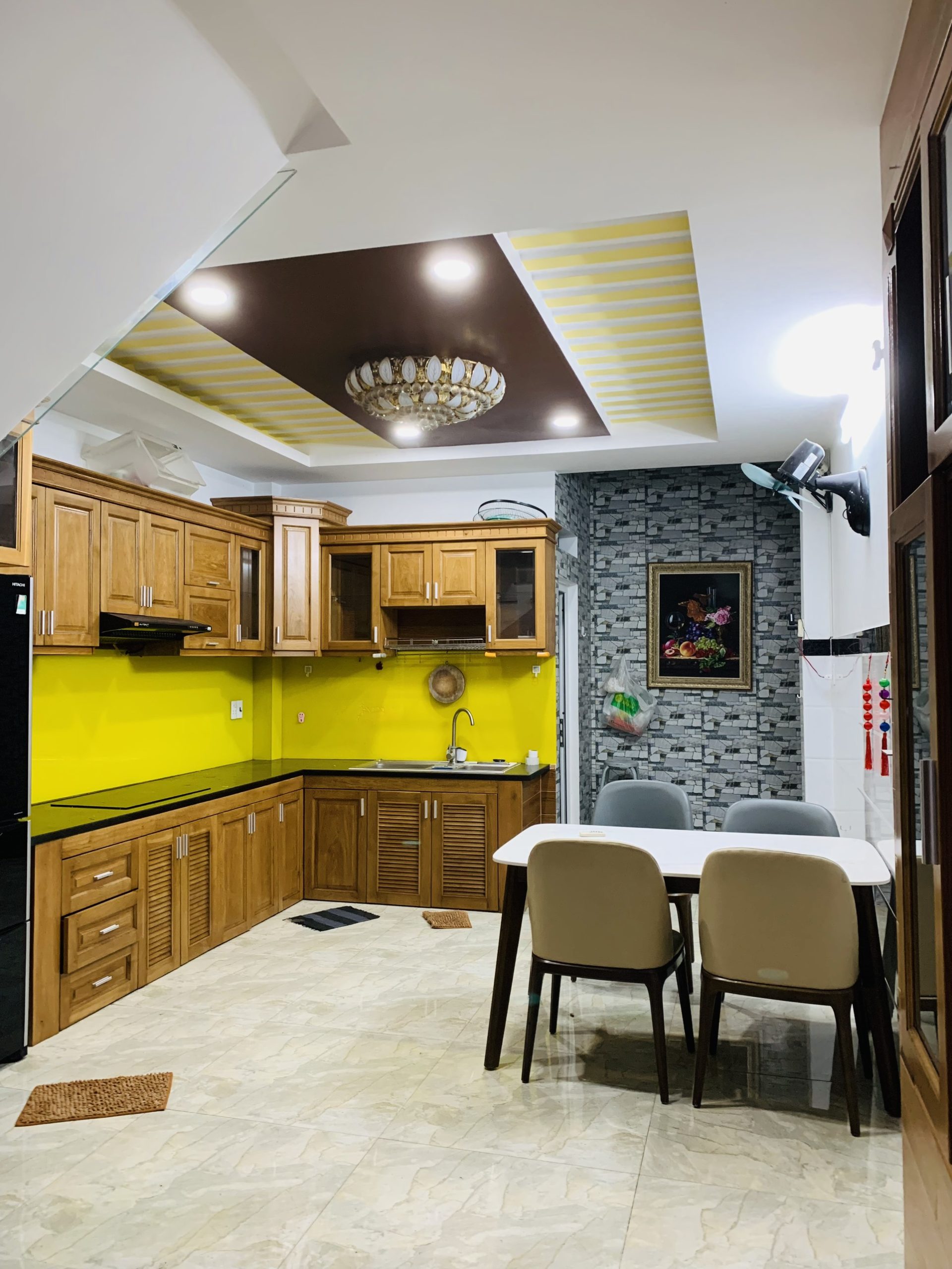 Cho Thuê Nhà 5 Tầng Hoàng Bật Đạt Tân Bình 4pn 5wc Đường 8m 20tr