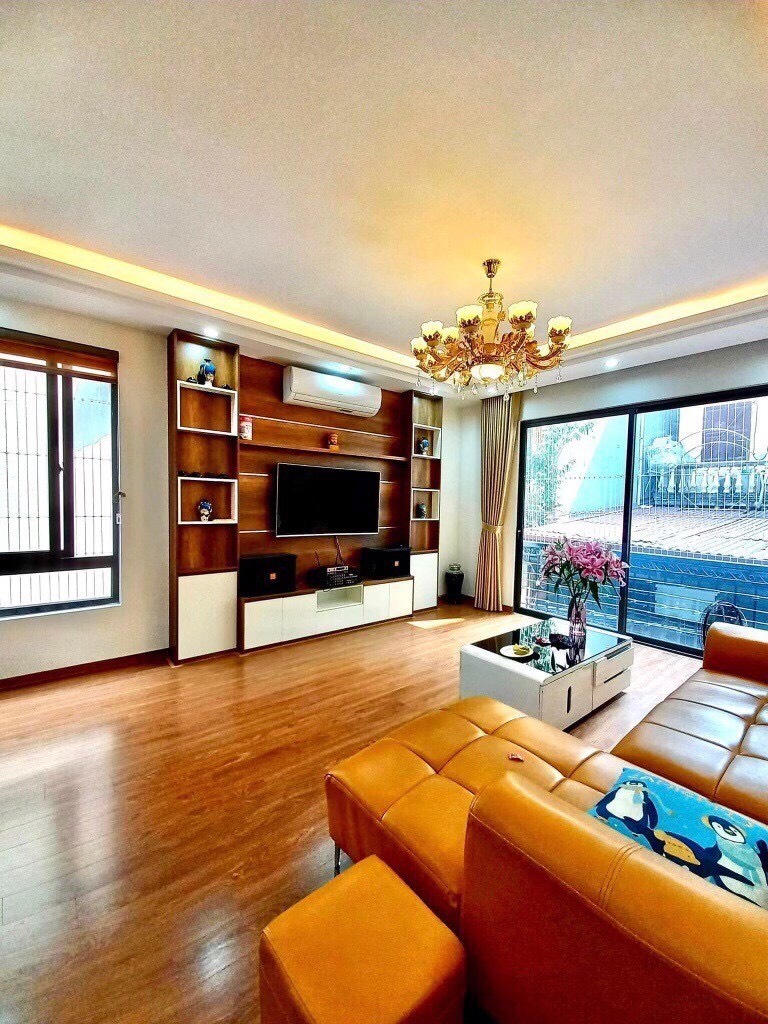 BÁN NHÀ NHÂN HÒA, THANH XUÂN, 2 THOÁNG, 10M RA MẶT PHỐ, 41M, 5TẦNG, MT 4,5M, NHỈNH 5 TỶ