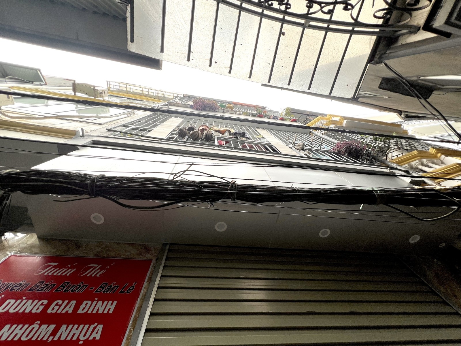 Bán nhà riêng Bạch Mai, LÔ GÓC, DT 29m, 4T, MT 5m, giá chào 3 tỷ 2