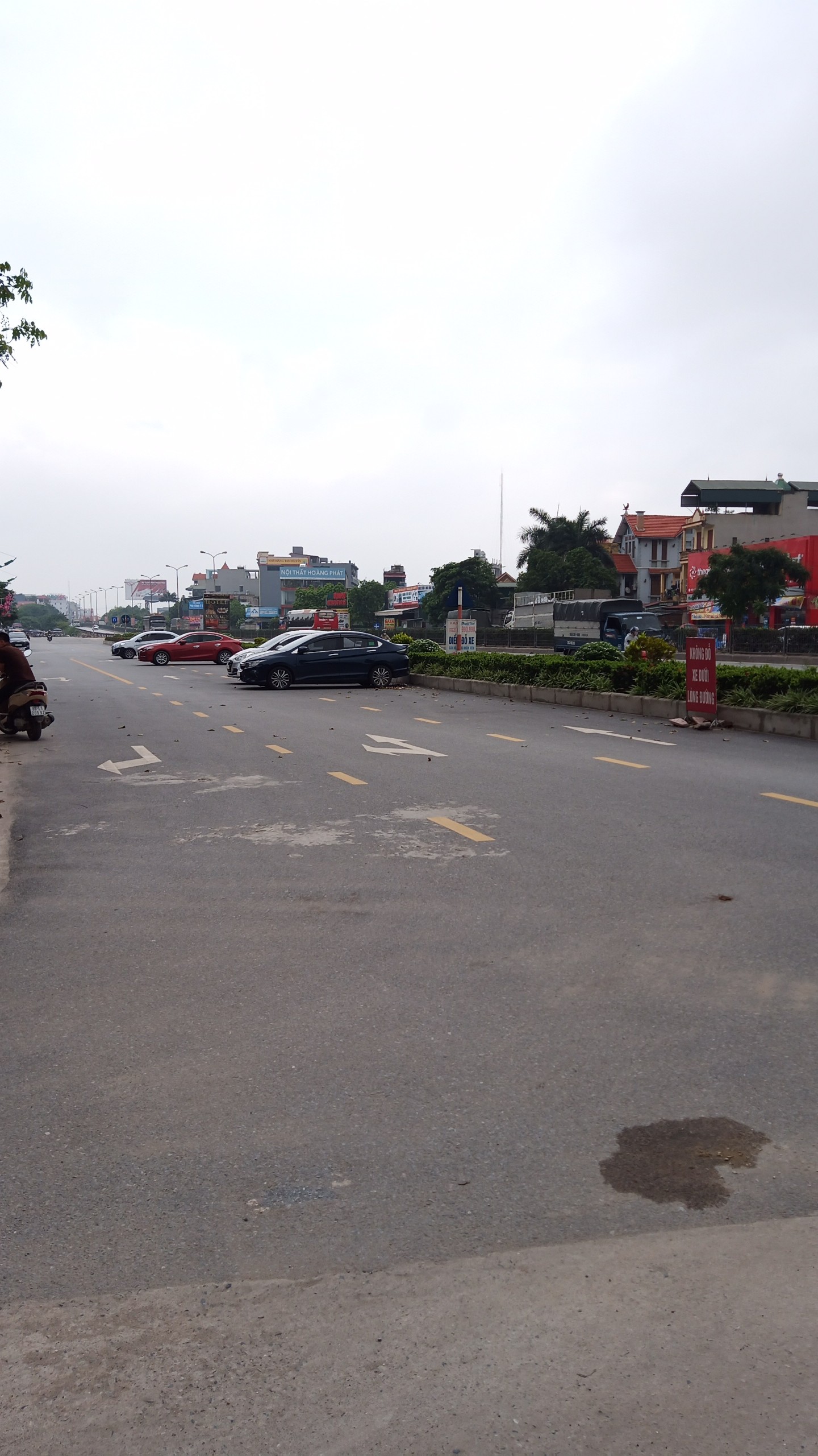 Bán đất kinh doanh văn lâm, 60m, đường rộng, sầm uất, cực đẹp