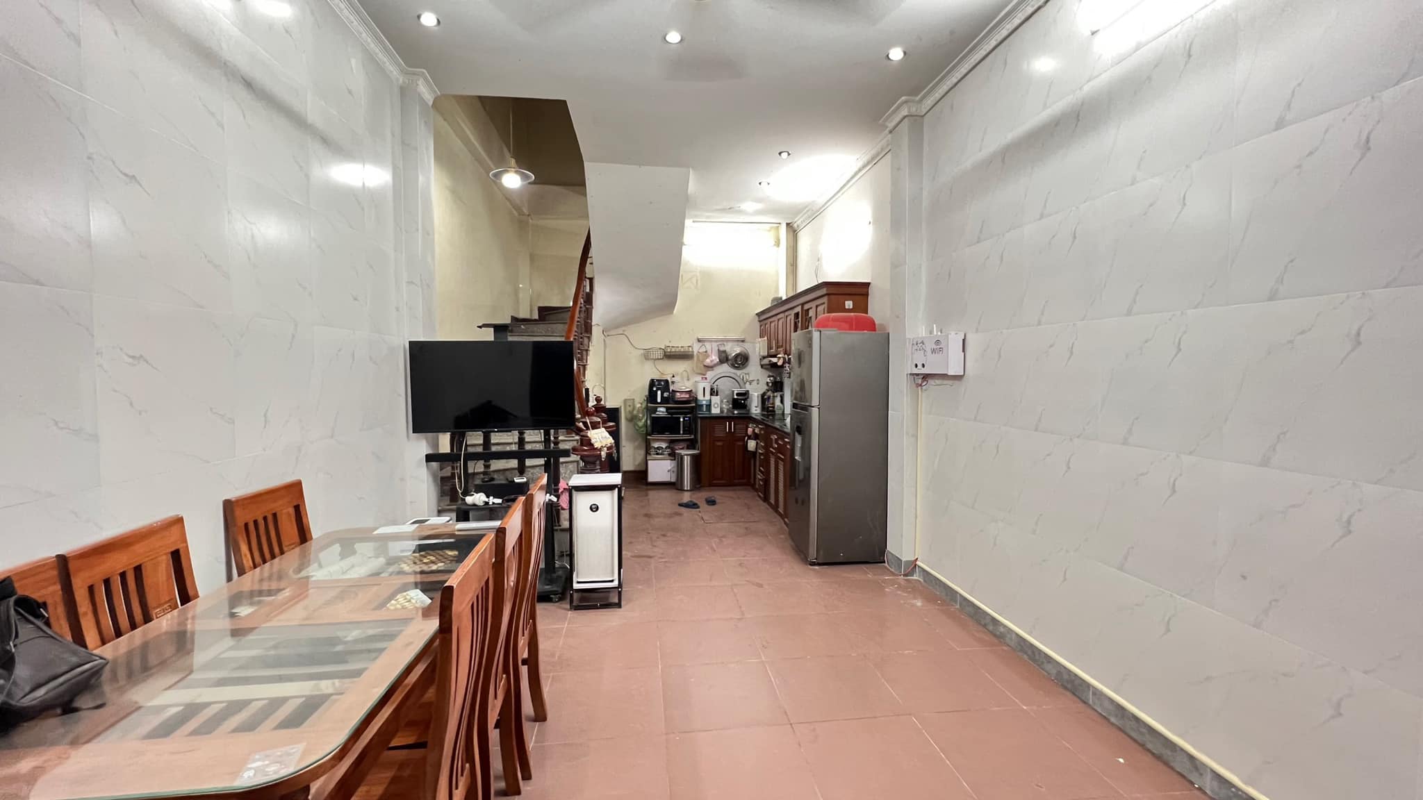 Phố Võng Thị , Tây Hồ. DT 30m x 5 tầng x Giá 3.2 tỷ