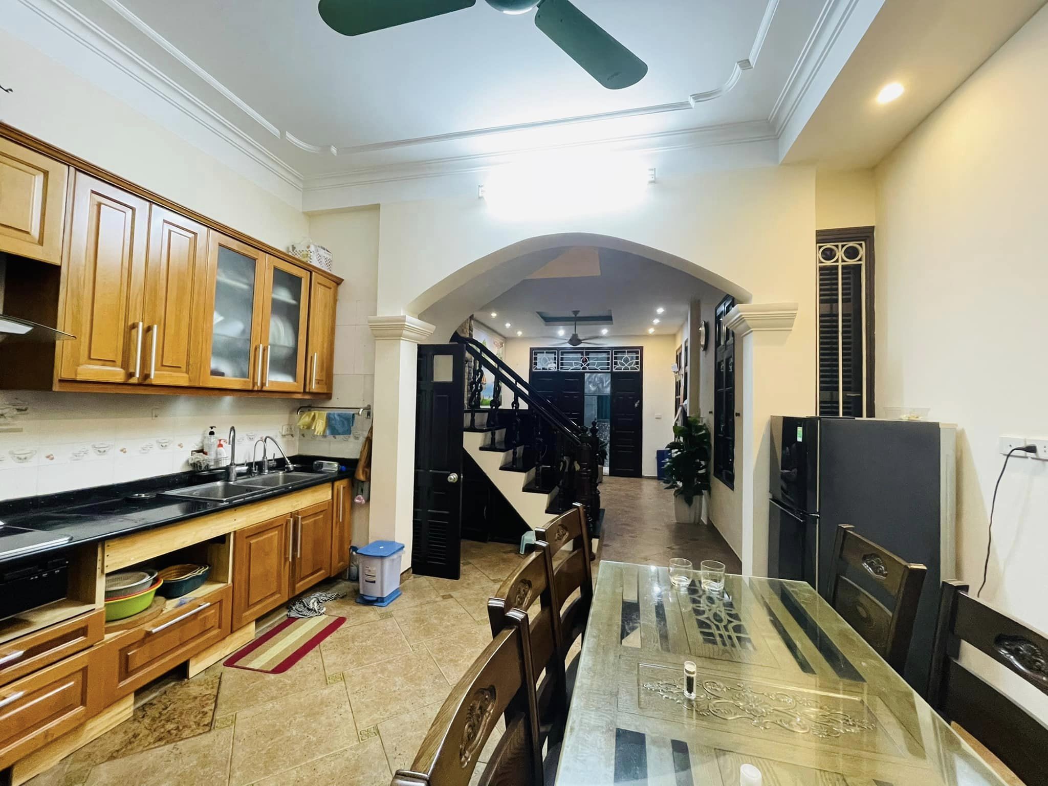 Bán rất gấp nhà phố Vĩnh Phúc, Ba Đình, ngõ rộng, 36m2 giá chỉ 3.6 tỷ