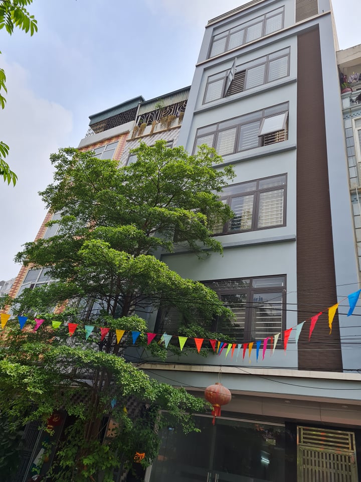 Mặt phố Vũ Ngọc Phan, Đống Đa, 68m2, 7 tầng, MT 4.1m, thang máy, ô tô, kinh doanh đỉnh, giá 23 tỷ