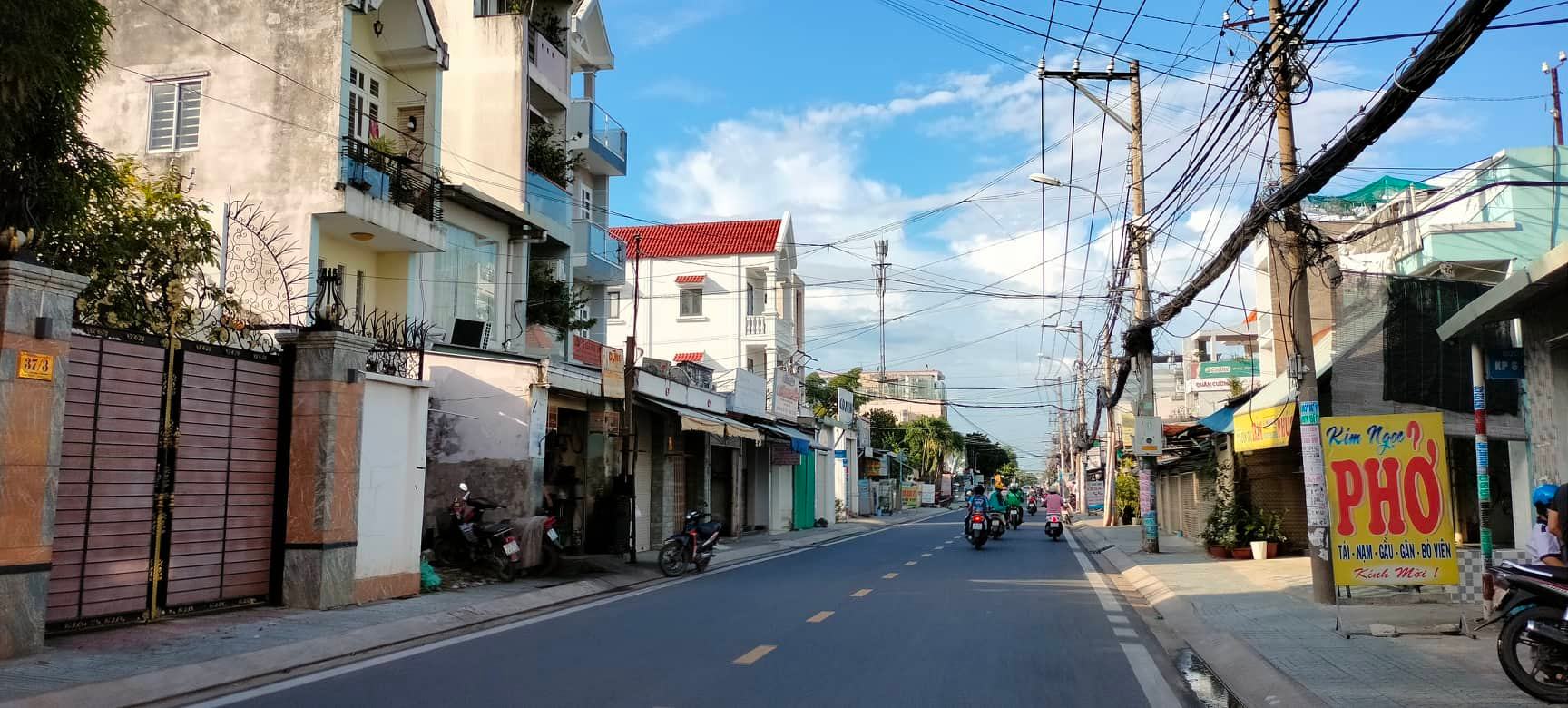 BÁN NHÀ MẶT TIỀN ĐỖ VĂN DẬY -TRƯNG NỮ VƯƠNG, TÂN HIỆP, HÓC MÔN, 131m2, ngang 5m, 4 tầng, Nhỉnh 8 tỷ