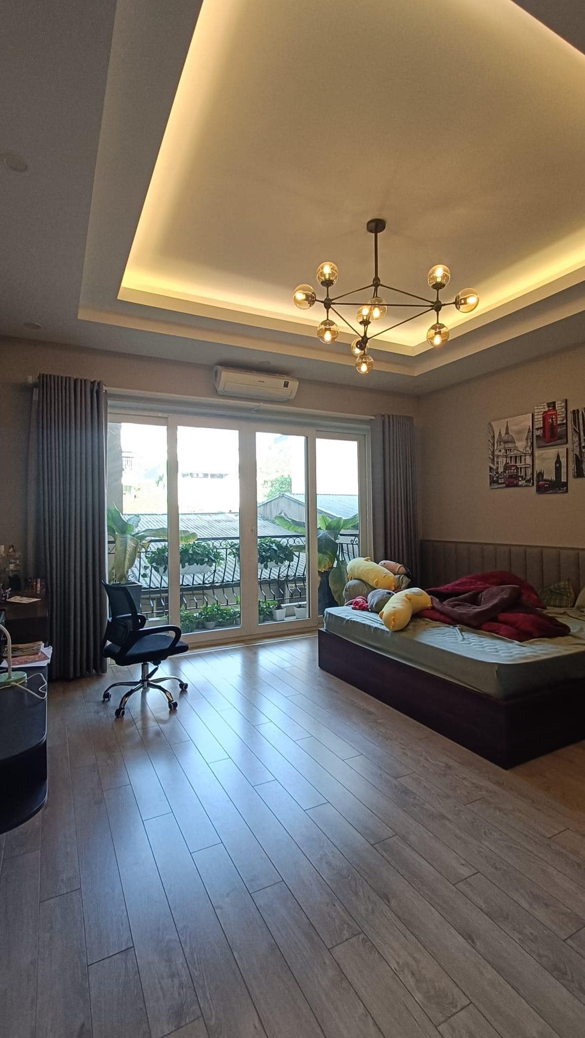 BÁN GẤP NHÀ 6 TẦNG PL NGÕ 97 VĂN CAO.DT:55M2,THANG MÁY.Ô TÔ ĐỖ CỬA.ĐANG CHO THUÊ GẦN 40TR/THÁNG