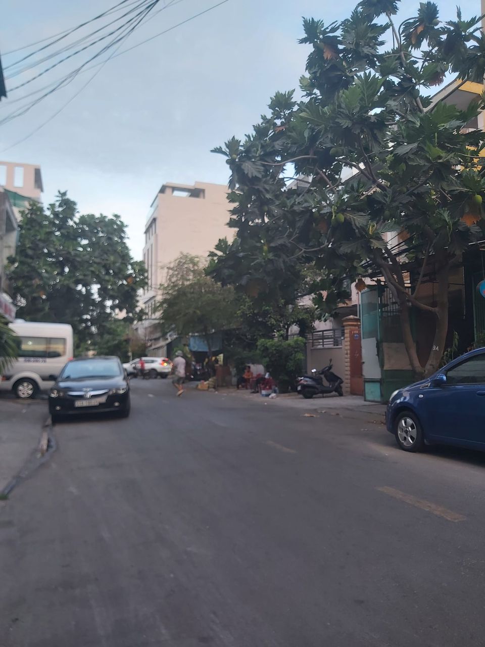 MẶT TIỀN ĐƯỜNG -NGANG KHỦNG 8.3M-XE HƠI NGỦ TRONG NHÀ- ĐỐI DIỆN CHỢ TÂN QUY -KHU VỰC SẦM UẤT -KD ĐA NGÀNH NGHỀ