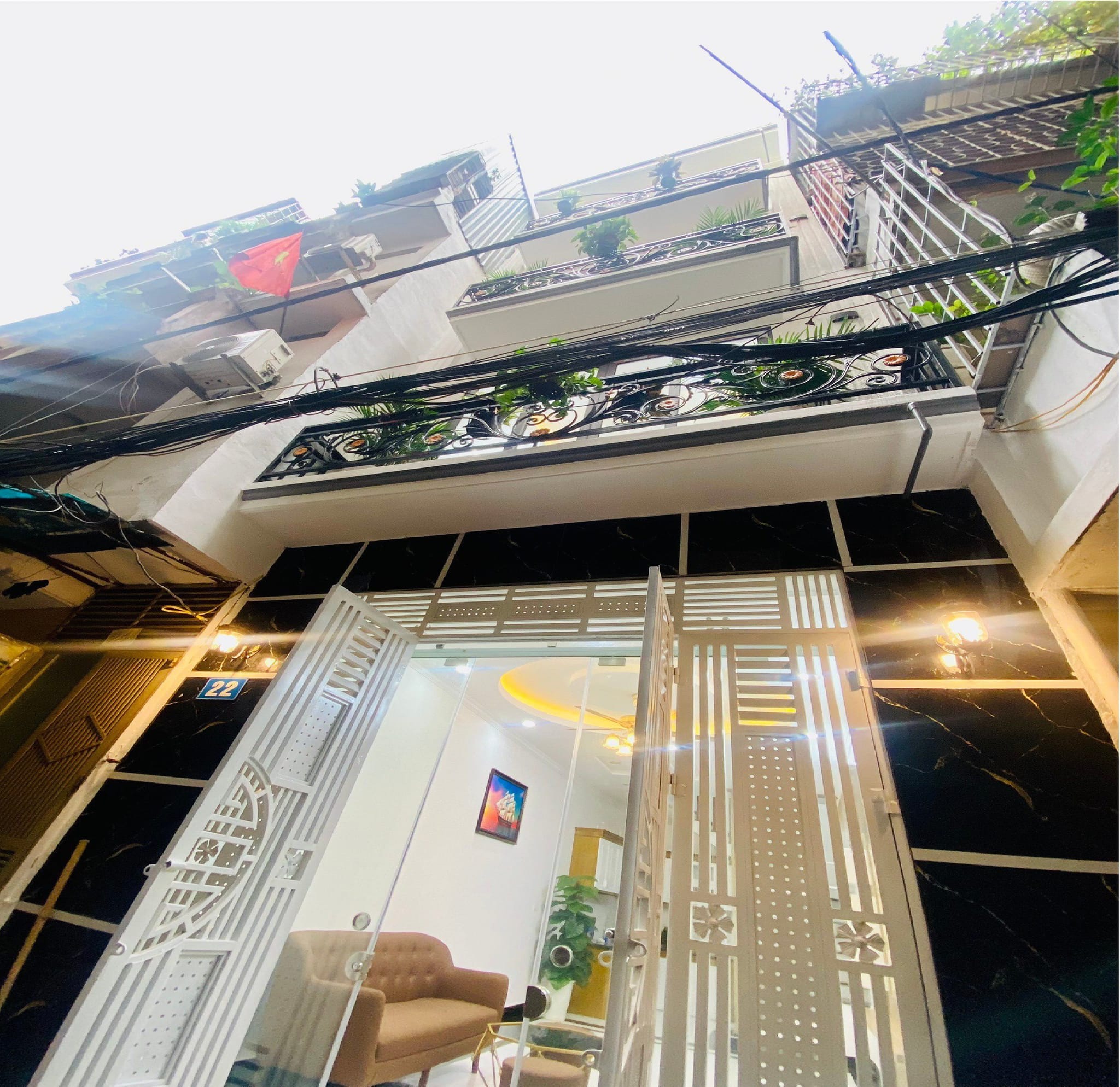 Bán nhà Bạch Mai :42m x5T, ngõ rộng, nhà mới –4,85 tỷ