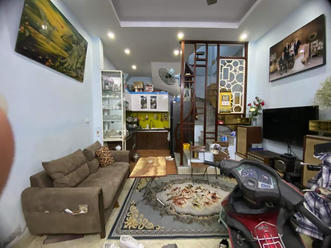 Bán nhà Minh Khai: 32m x5T, nhà đẹp , ngõ rộng –3,25 tỷ