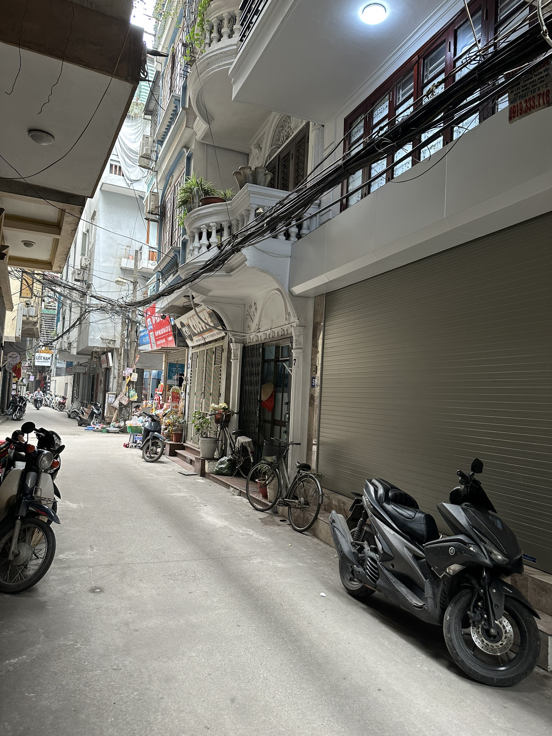 Cần bán gấp nhà đẹp cách phố chính 70m giá rẻ tại 180 Nguyễn Lương Bằng