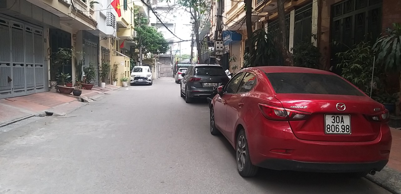 NHÀ ĐẸP PHÂN LÔ NGÕ 160 PHỐ HÀO NAM DT58m2- MẶT TIỀN RỘNG, KINH DOANH