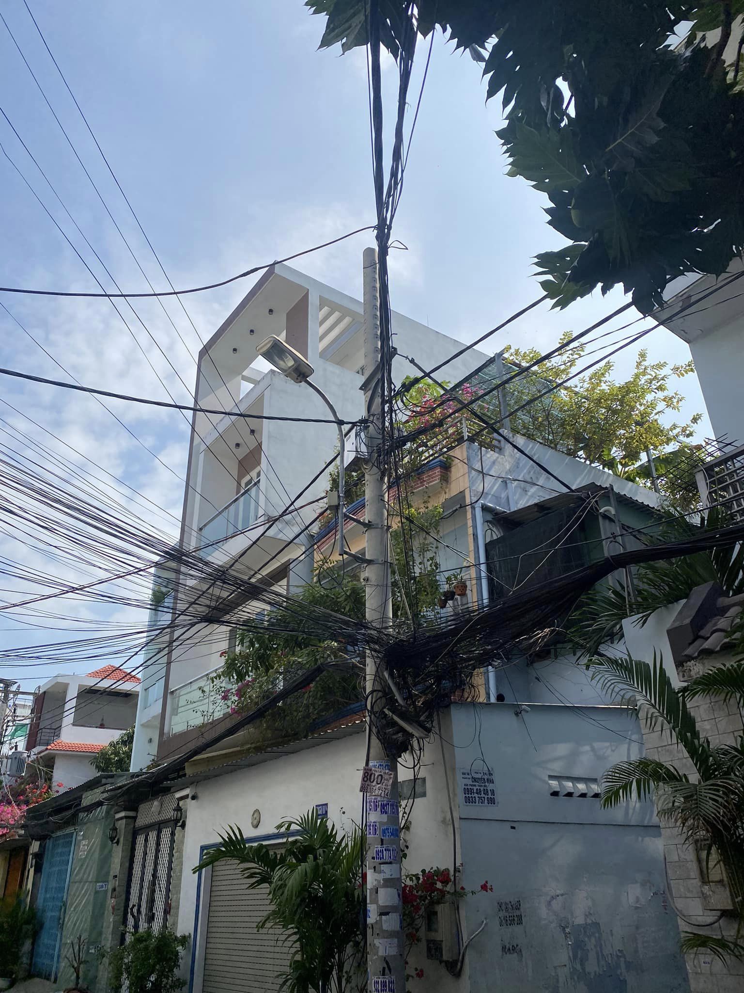 BÁN NHÀ HẺM XE TẢI,F11,HẬU GIANG 4,6 X 21, 96m2 GIÁ 11 TỶ