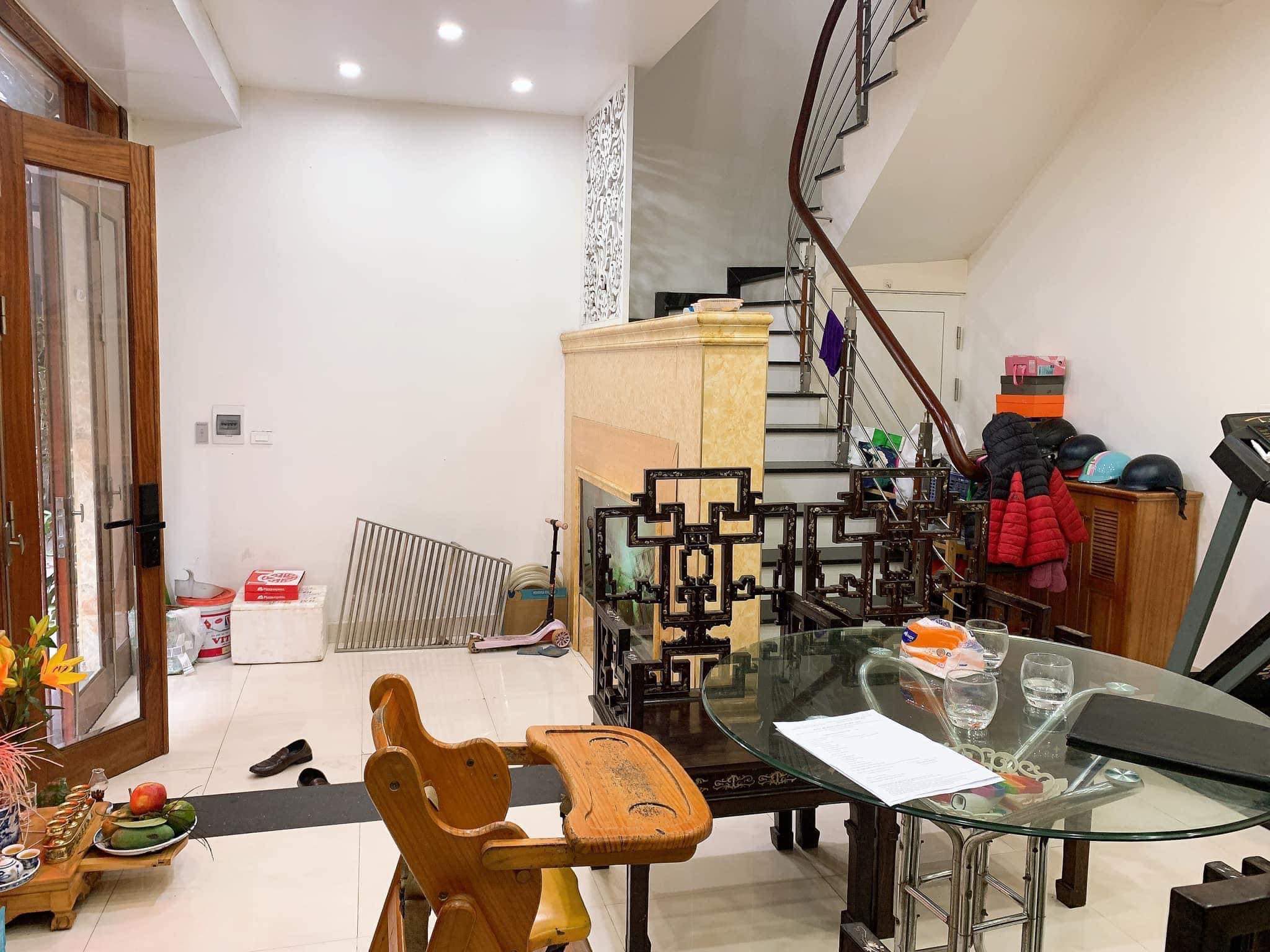 BÁN NHÀ GIÁP BÁT_HOÀNG MAI_42M2_GẦN Ô TÔ_FULL NỘI THẤT_AN SINH ĐỈNH_CHỈ NHỈNH 4 TỶ