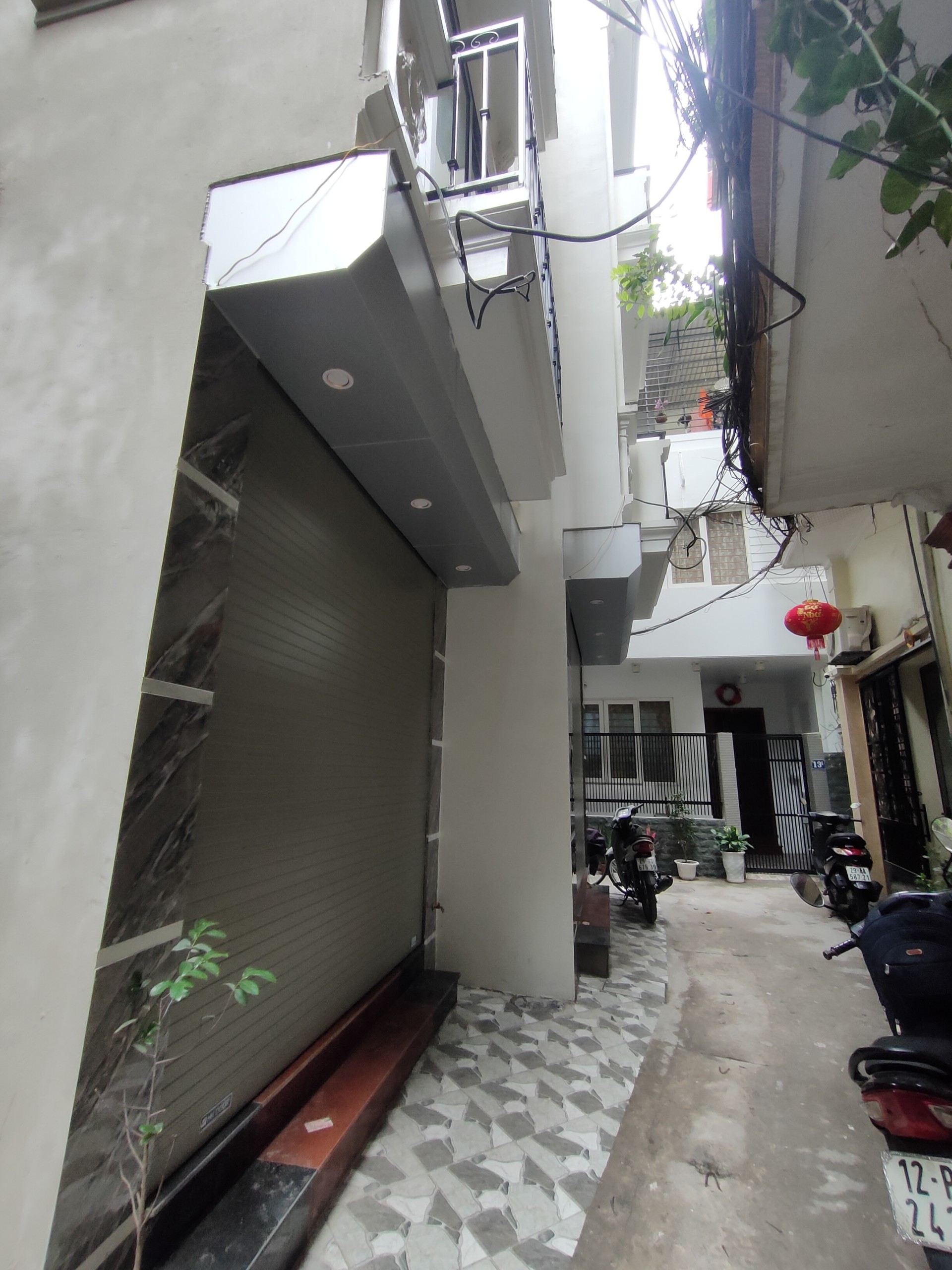 Bán nhà ngõ chân cầu Trần Khát Chân-Thanh Lương, 48m2 x 5T cực đẹp, gần phố. Giá 4,2 tỷ