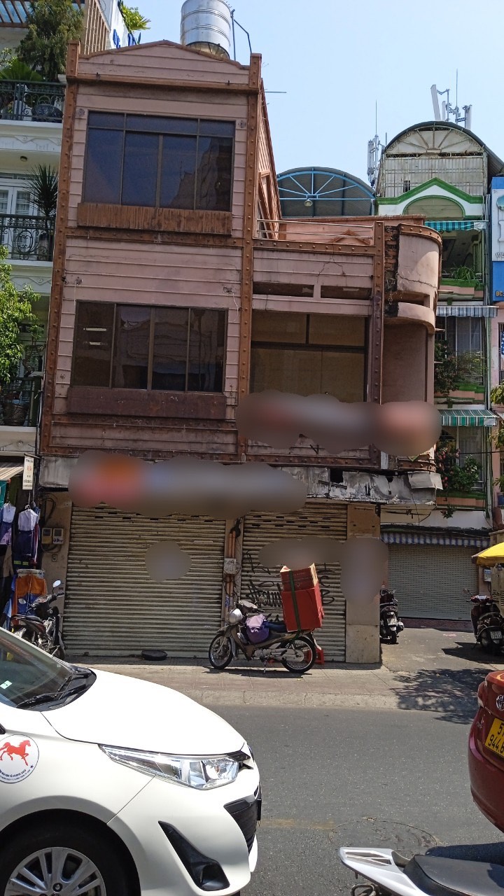 Bán nhà góc 3MT Cao Thắng. DT:6x10m. CN 40.2m2. Giá: 25 tỷ