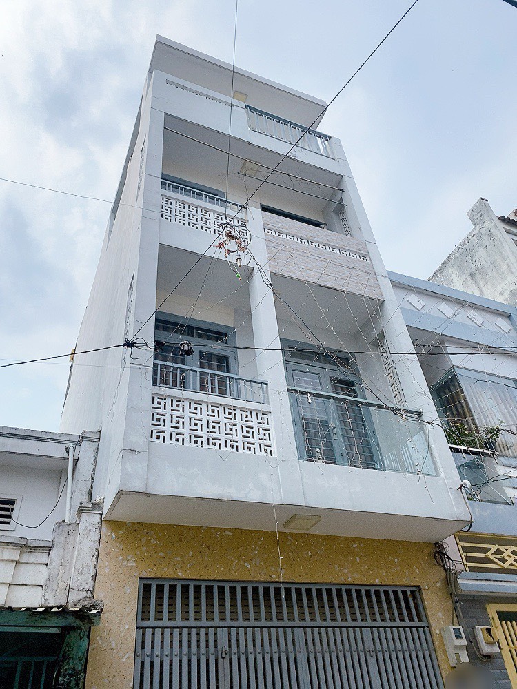 Bán nhà hẻm xe hơi 6m Phường Tân Qúy,DT:4x12m đúc 3 tấm giá 6.4 tỷ