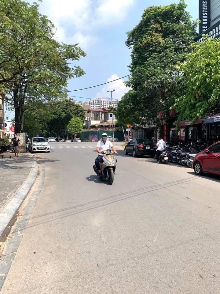 Phố Lạc Long Quân, Quận Tây Hồ, Ô tô tránh , Kinh Doanh, 85m2 , 5 tầng, 14.9 tỷ