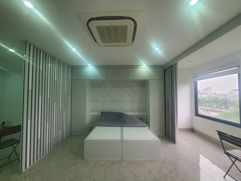 BÁN NHÀ MẶT PHỐ NGUYỄN ĐÌNH HOÀN, 70M, 7 TẦNG, MT5.6M, THANG MÁY, KINH DOANH ĐỈNH, NHỈNH 22 TỶ