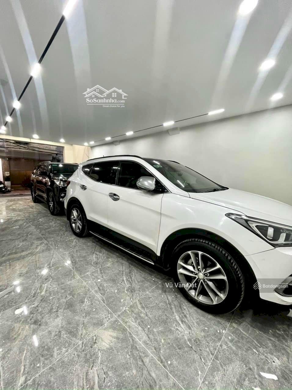 Nhà mới Phạm Ngọc Thạch, Gara xe 16 chỗ, thang máy. DT55m2x6T, MT5m. KD&VP đẹp.