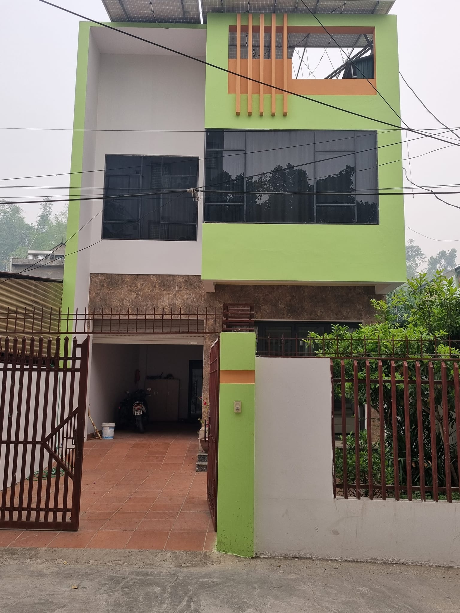 Gia đình chuyển vùng cần bán căn nhà 2 tầng tại tổ 9 Mường Thanh