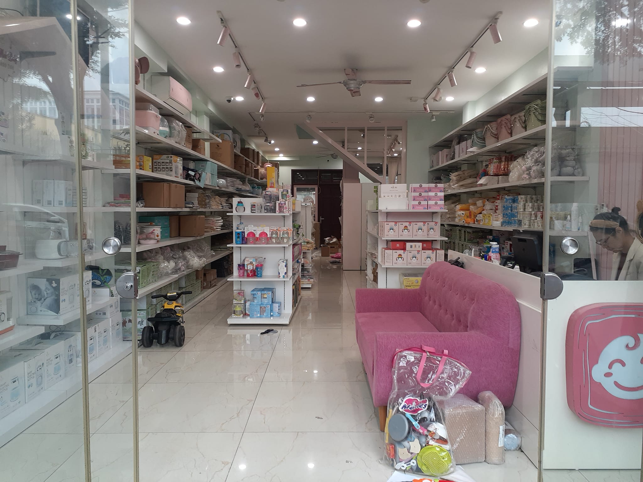 SẦM UẤT NHẤT VĂN QUÁN HÀ ĐÔNG 85M2 XÂY 5 TẦNG VỈA HÈ 5M BUON BÁN SẦM UẤT GẦN HỒ VĂN QUÁN 17.9 TỶ