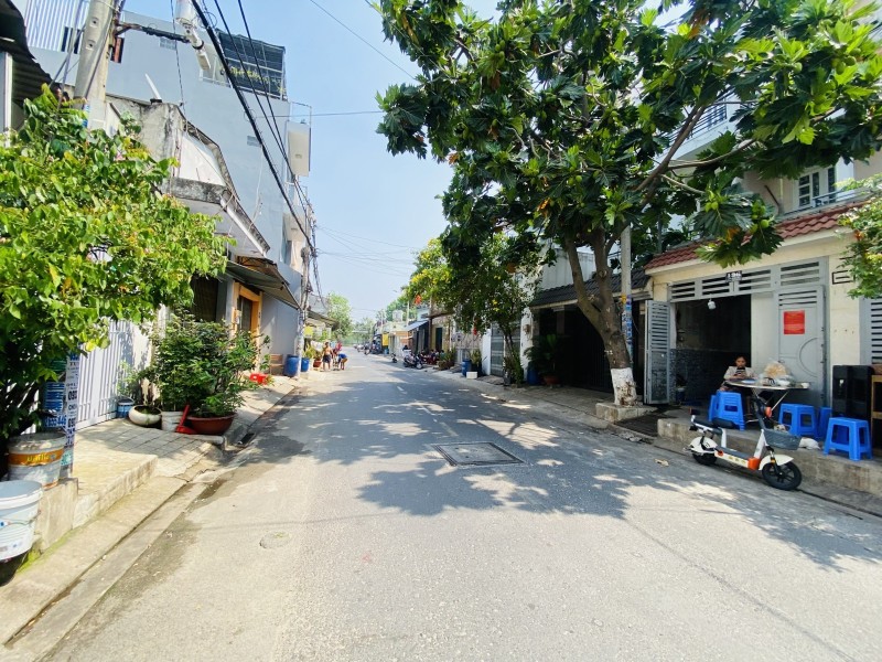 Nhà mặt tiền đường số 7 và Hồ Văn Long, Quận Bình Tân 78m2, 3 tầng giá 6.3 tỷ.