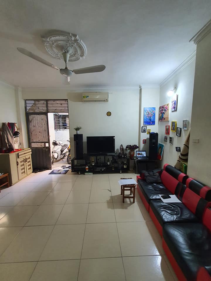 Cần bán nhà Cầu Am Vạn Phúc, ngõ thông, gần oto, an sinh đỉnh, 37m²x4T