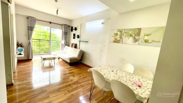 Bán rẻ căn Ehome3 ; 64m2/2PN/2WC Có banlon , đã có sổ hồng vĩnh viễn