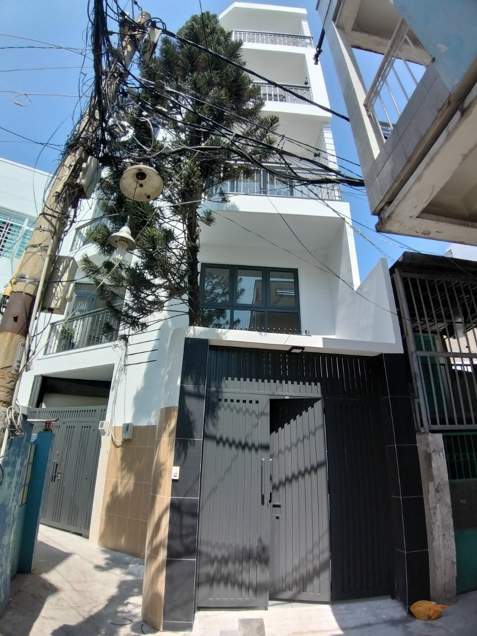 Nhà mới đẹp hẻm 4m Phan Văn Trị, P14, 5 lầu, 5PN, 6WC, giá 7.9 tỷ TL