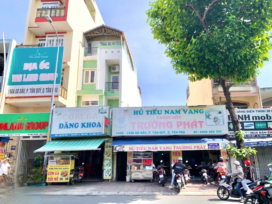 BÁN NHÀ MẶT TIỀN TÂN SƠN NHÌ, DT 12x38, nở hậu tổng 500m2. Giá 65 tỷ TL